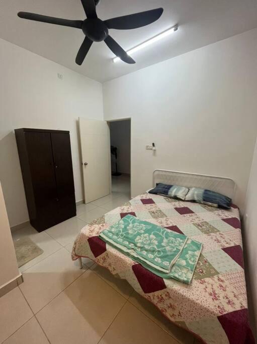 Hadeerna Homestay - Double Storey Terrace Chemor Εξωτερικό φωτογραφία